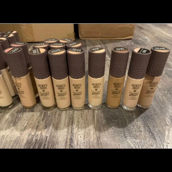 Burt's Bees Makeup Burts Bees Liquid Makeup Foundations Poshmark